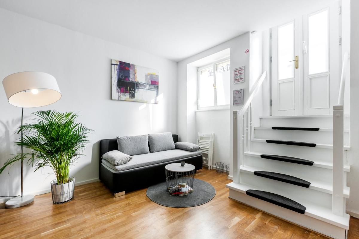 DR APARTMENTS - Housity