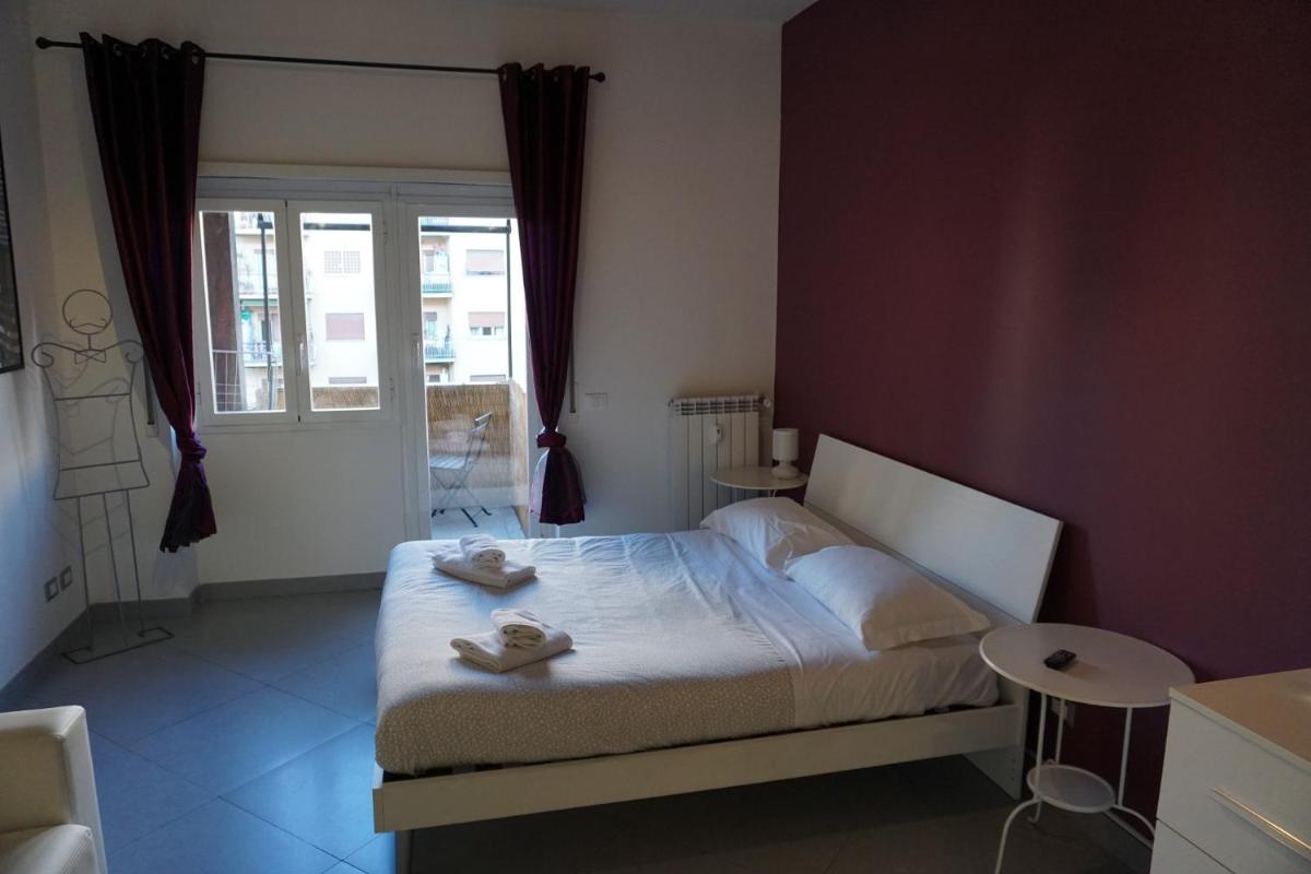 Rhome Away Marconi - Housity
