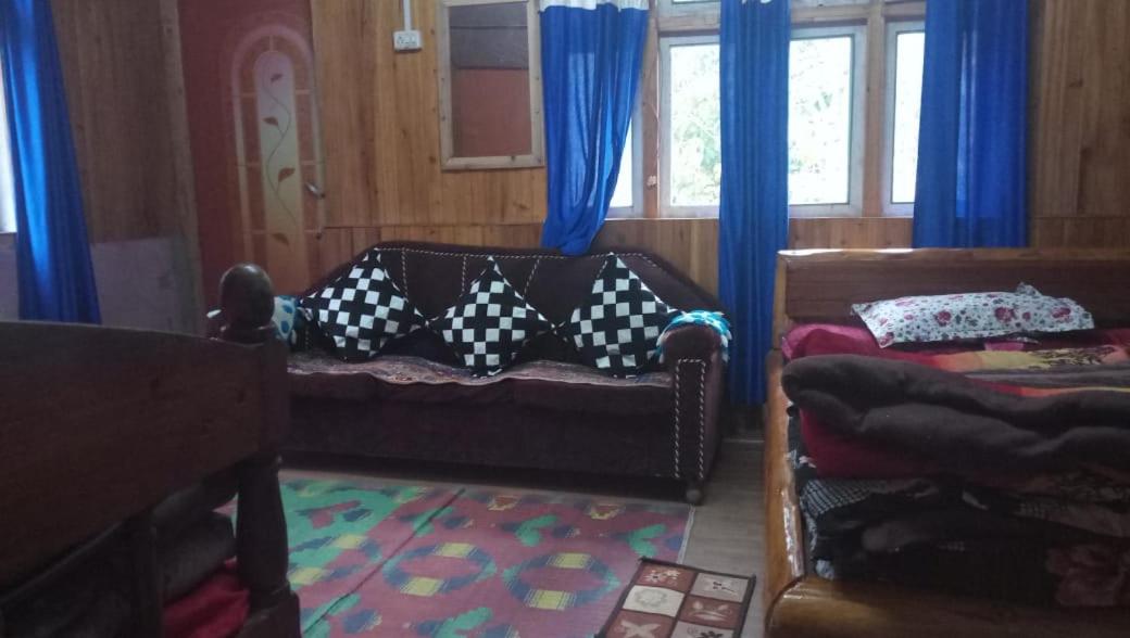 Vamoose Sinkawli Homestay - Housity
