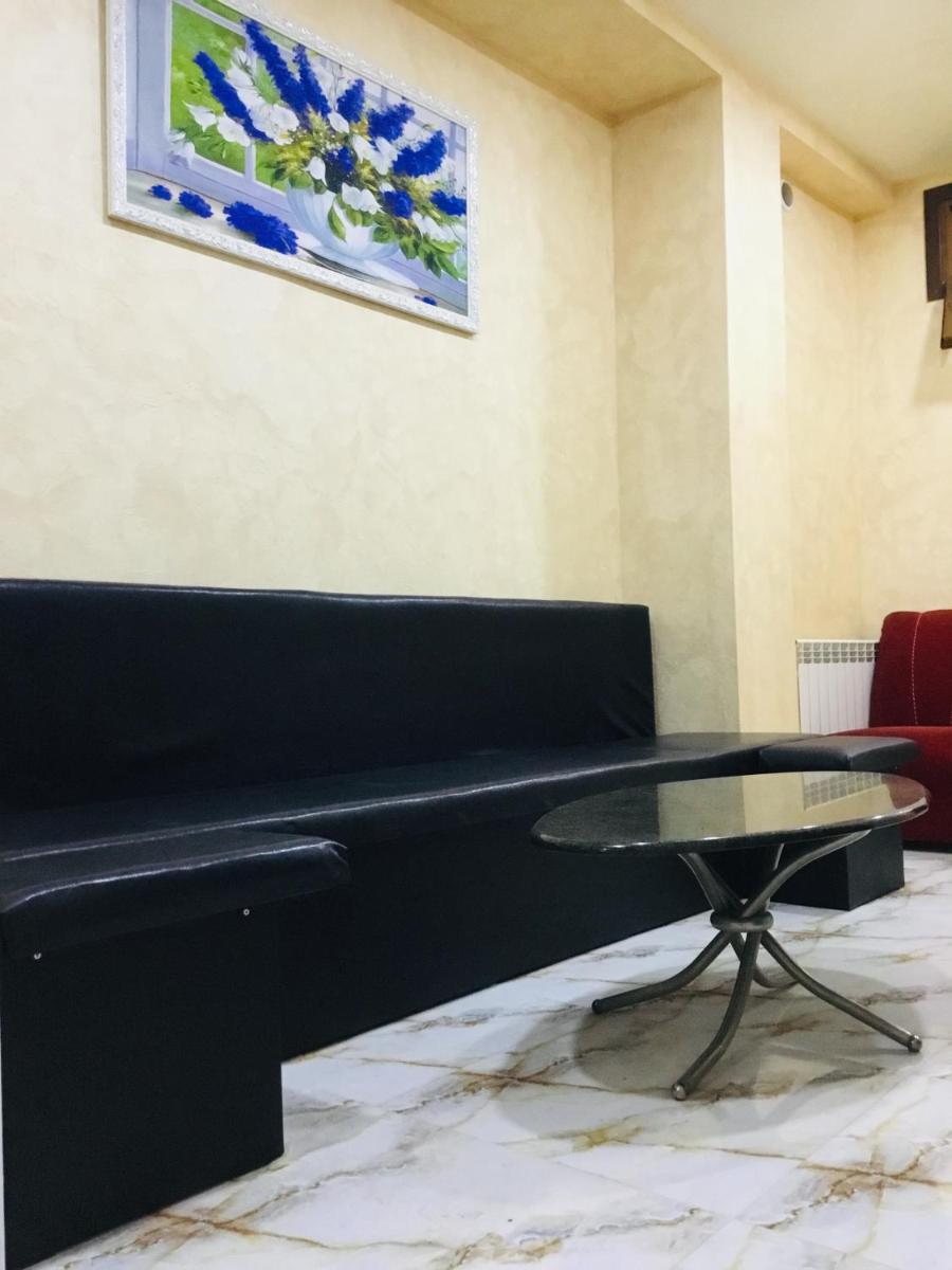 Lovely Hotel in Centre - Housity