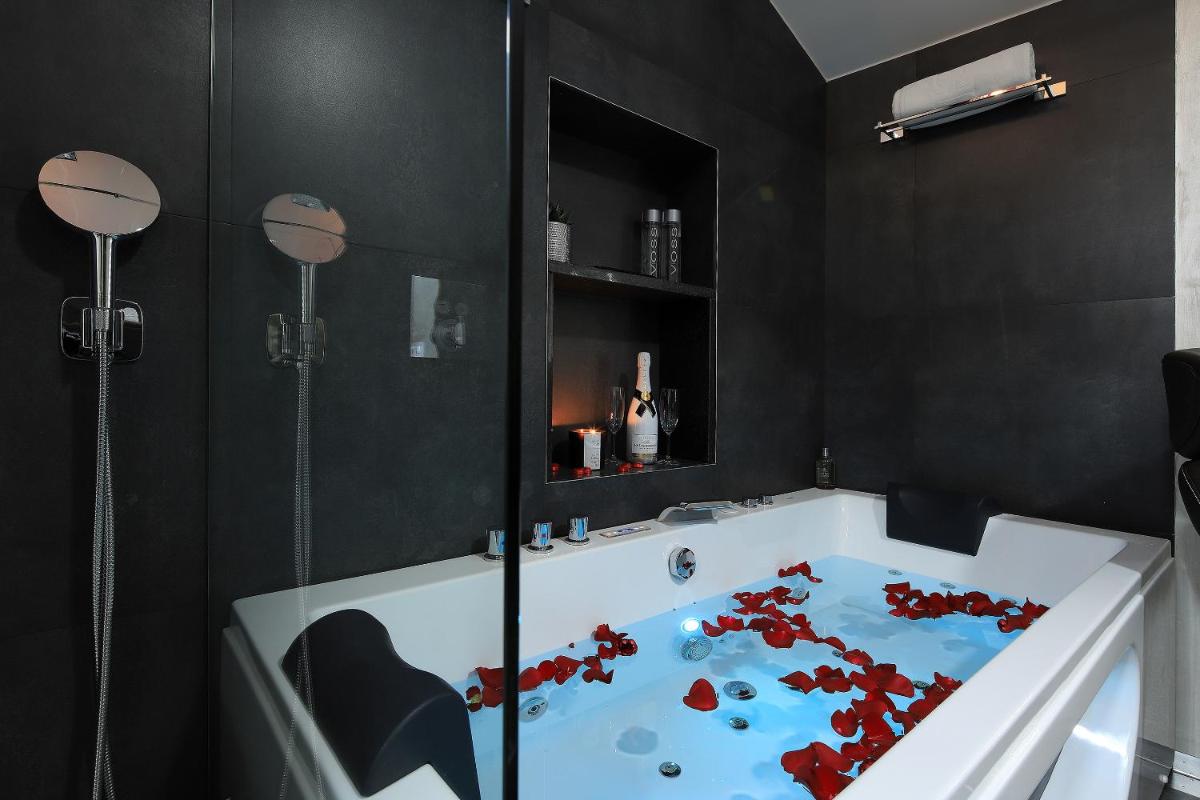 RedRose Piran - Housity