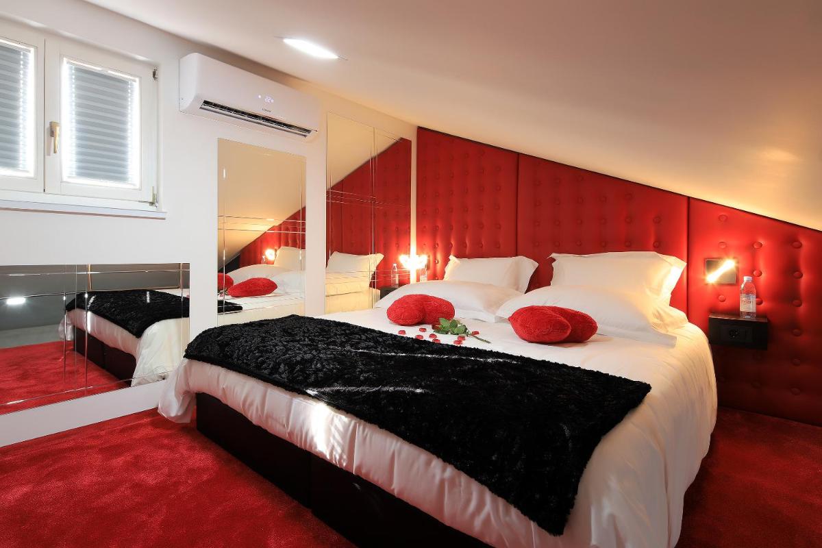RedRose Piran - Housity