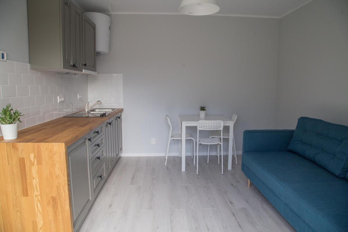Domki Przystanek Drzewina - Housity