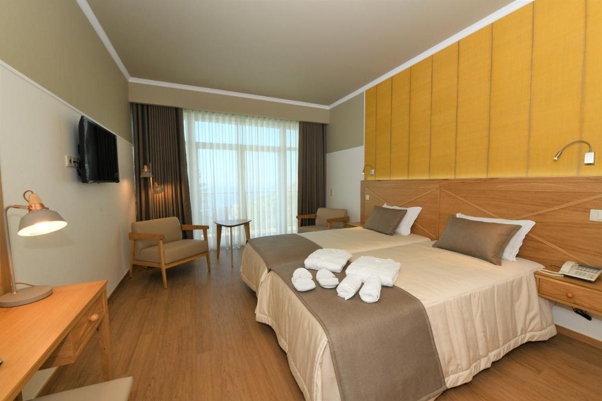 Uma cama ou camas num quarto em Hotel Do Campo