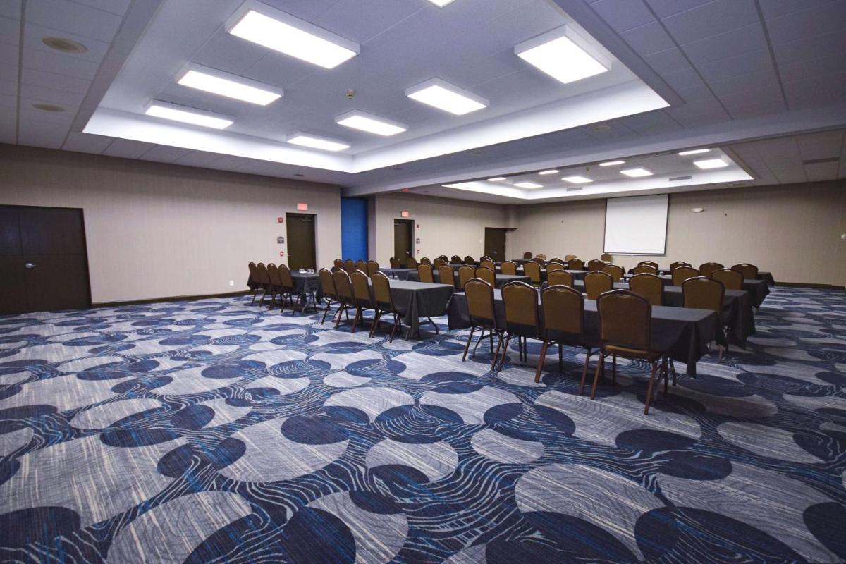 Best Western Resort Hotel & Conference Center Portage - Housity