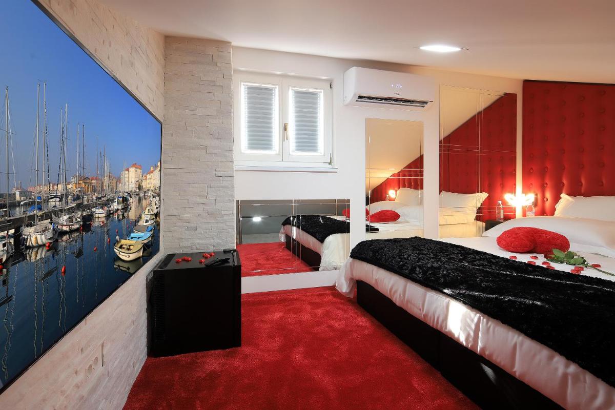 RedRose Piran - Housity