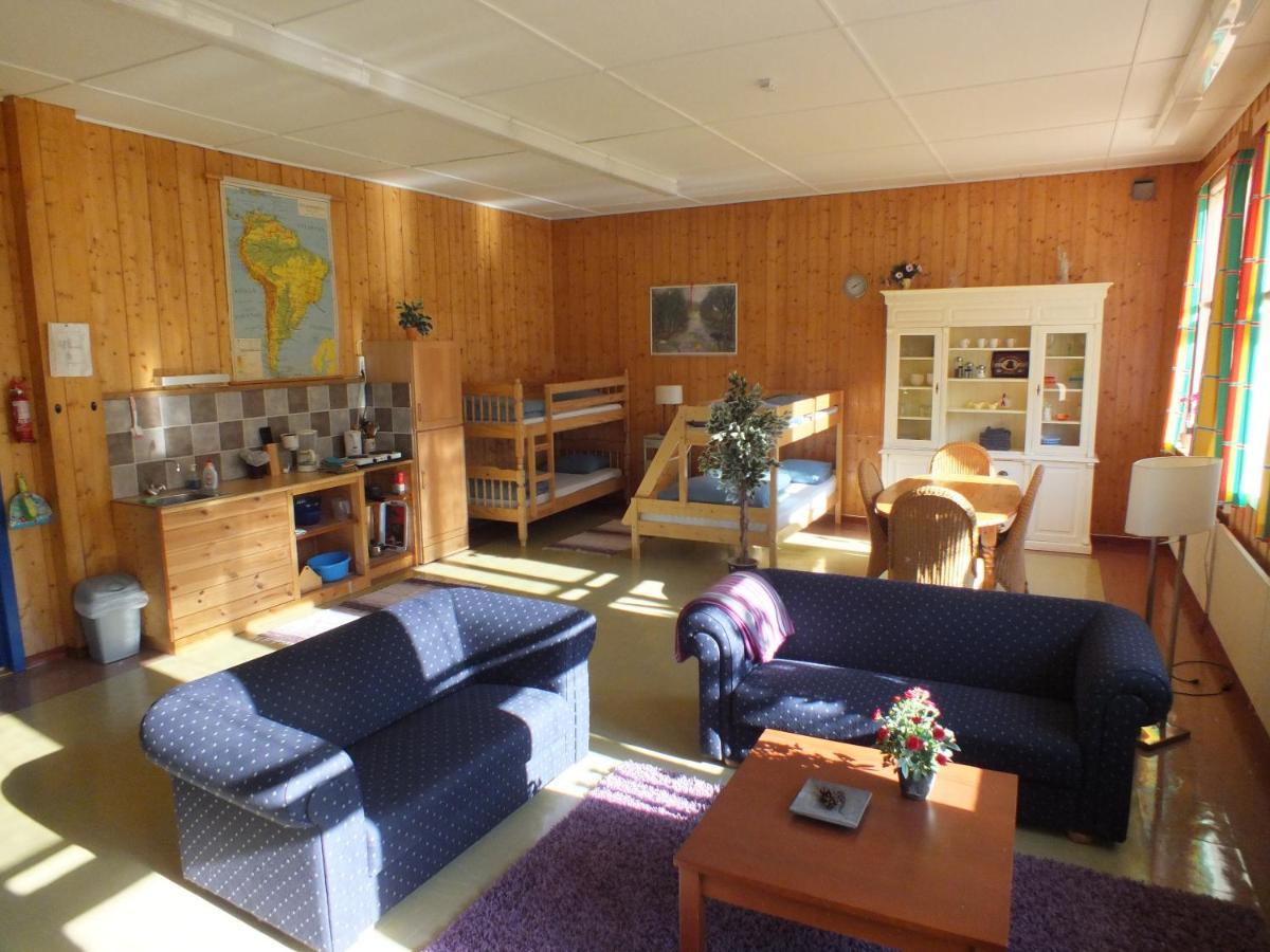 Henseid Skole - Housity