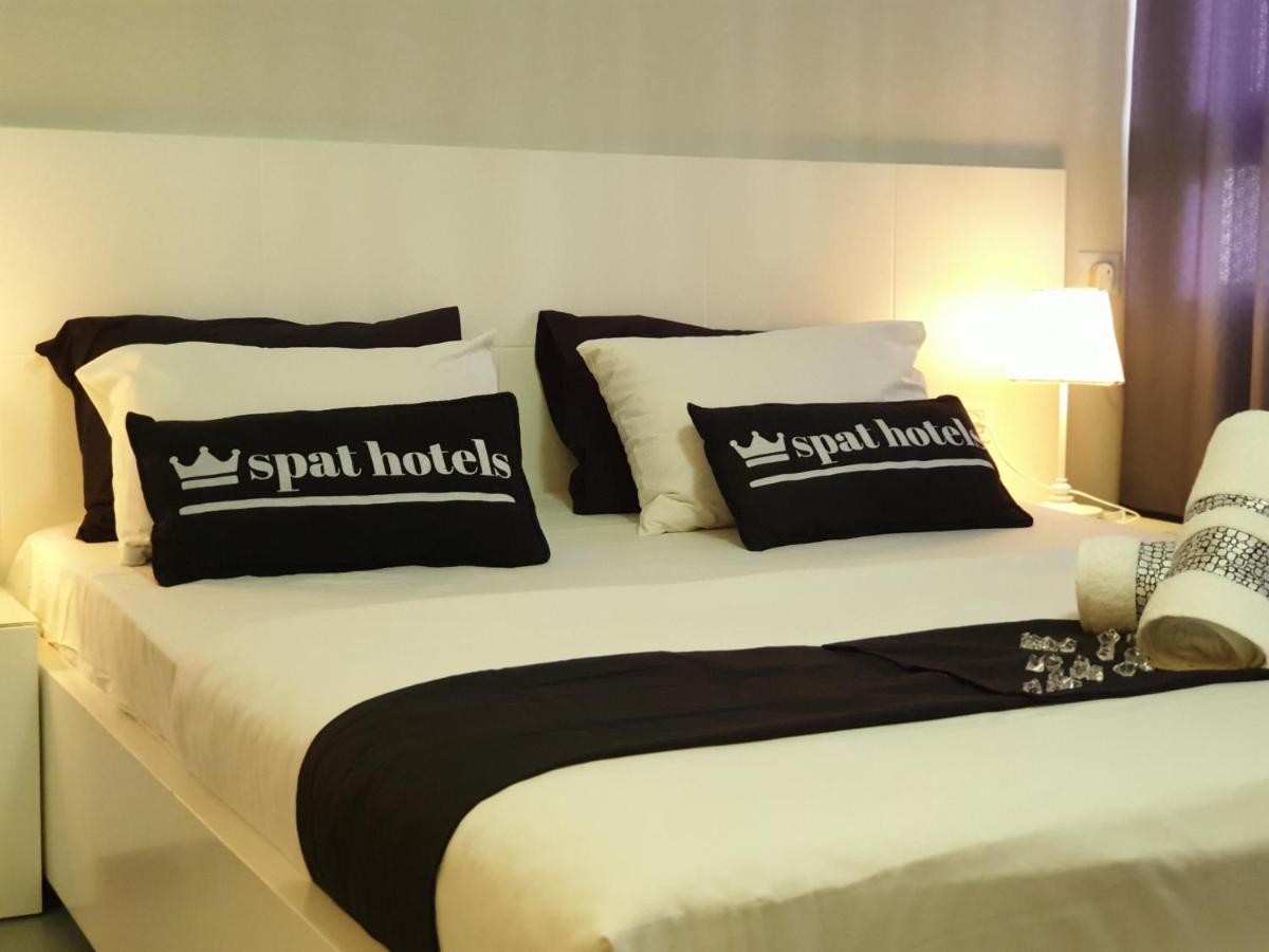 Spat Beach - Housity