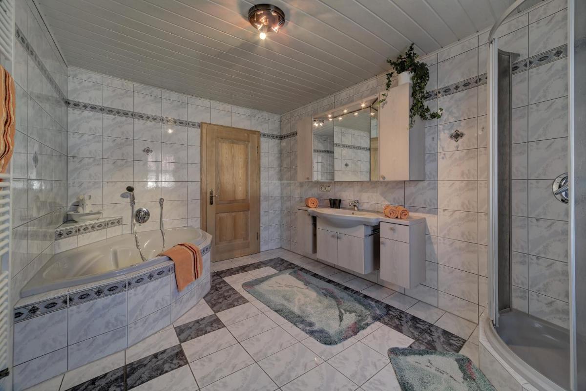 Ferienwohnung IV Madek - Housity