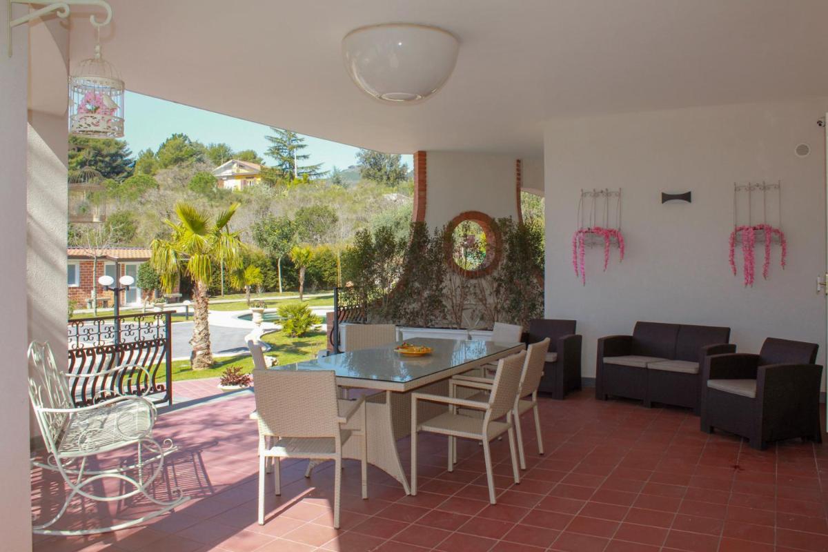 B&B Blanc Maison Etna Relais & Charme - Housity