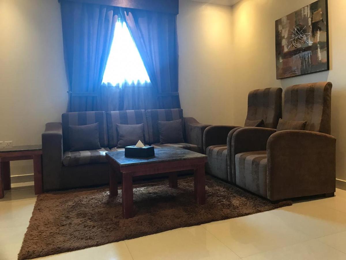 Nawara Furnished Units - Al Aziziyah - Housity