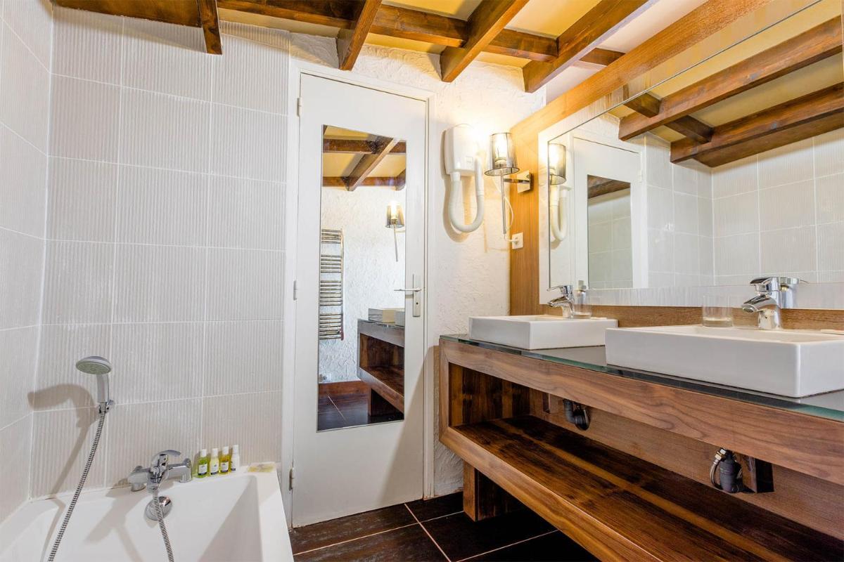 Madame Vacances Hôtel et Spa Ibiza - Housity