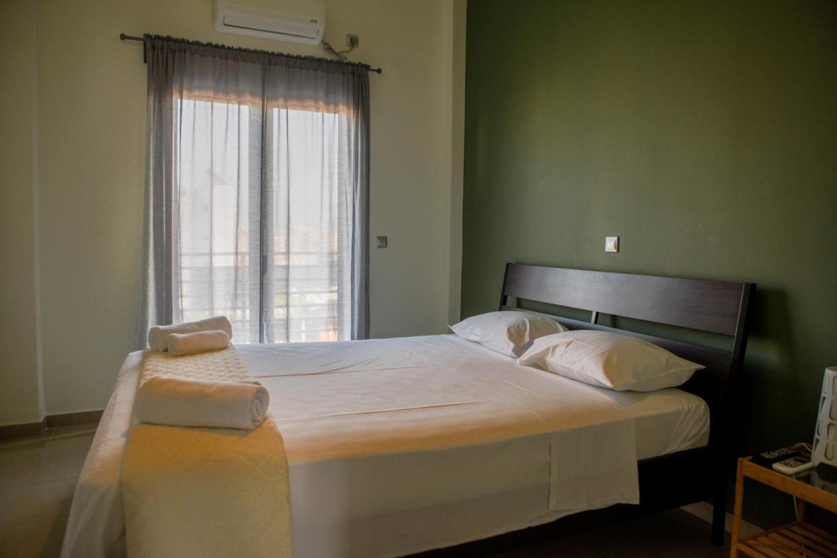 Lak Peristeri Homes - Housity