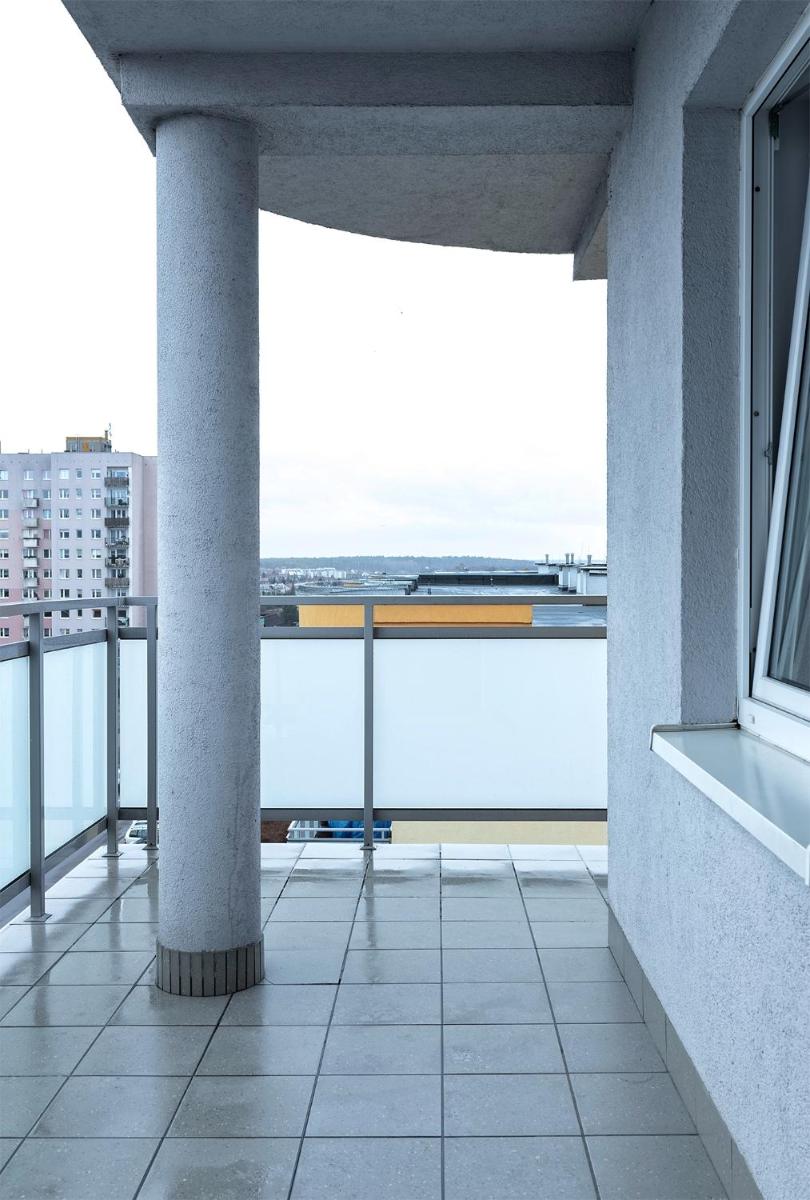 Top Floor Apartment - Housity