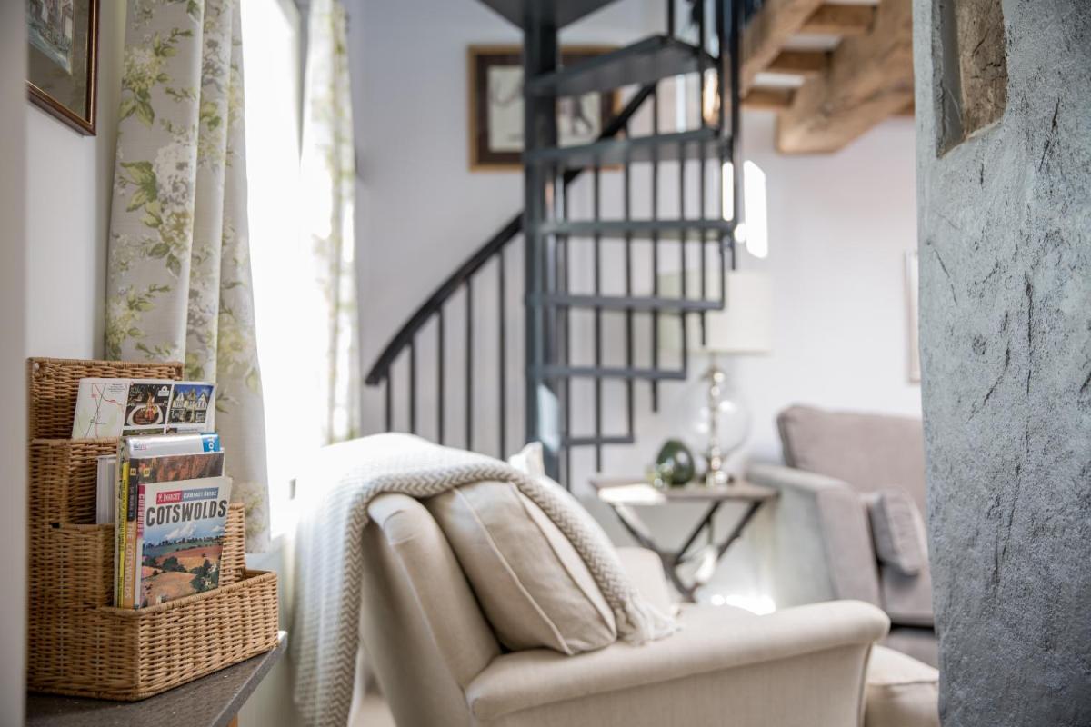 The Nook, Gretton (Cotswolds) - Housity