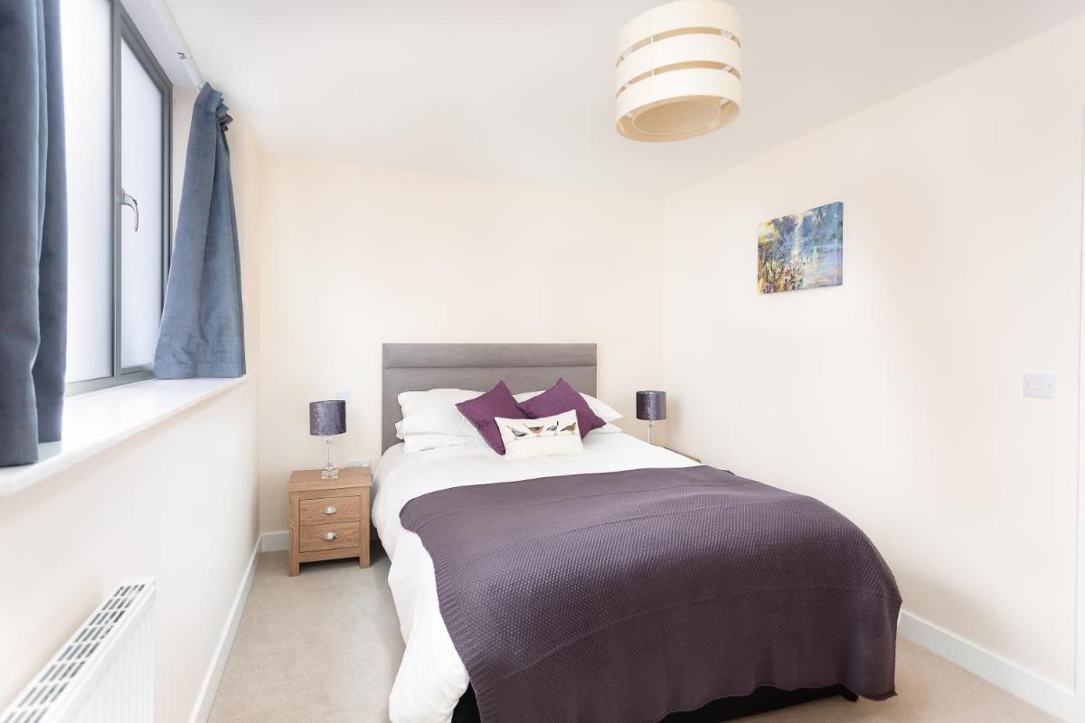 Stylish Modern City Centre Apartment - Housity