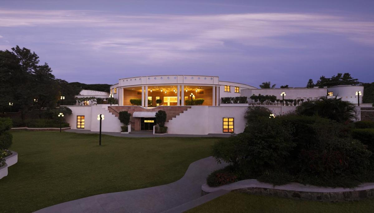 Lemon Tree Hotel, Aurangabad - Housity