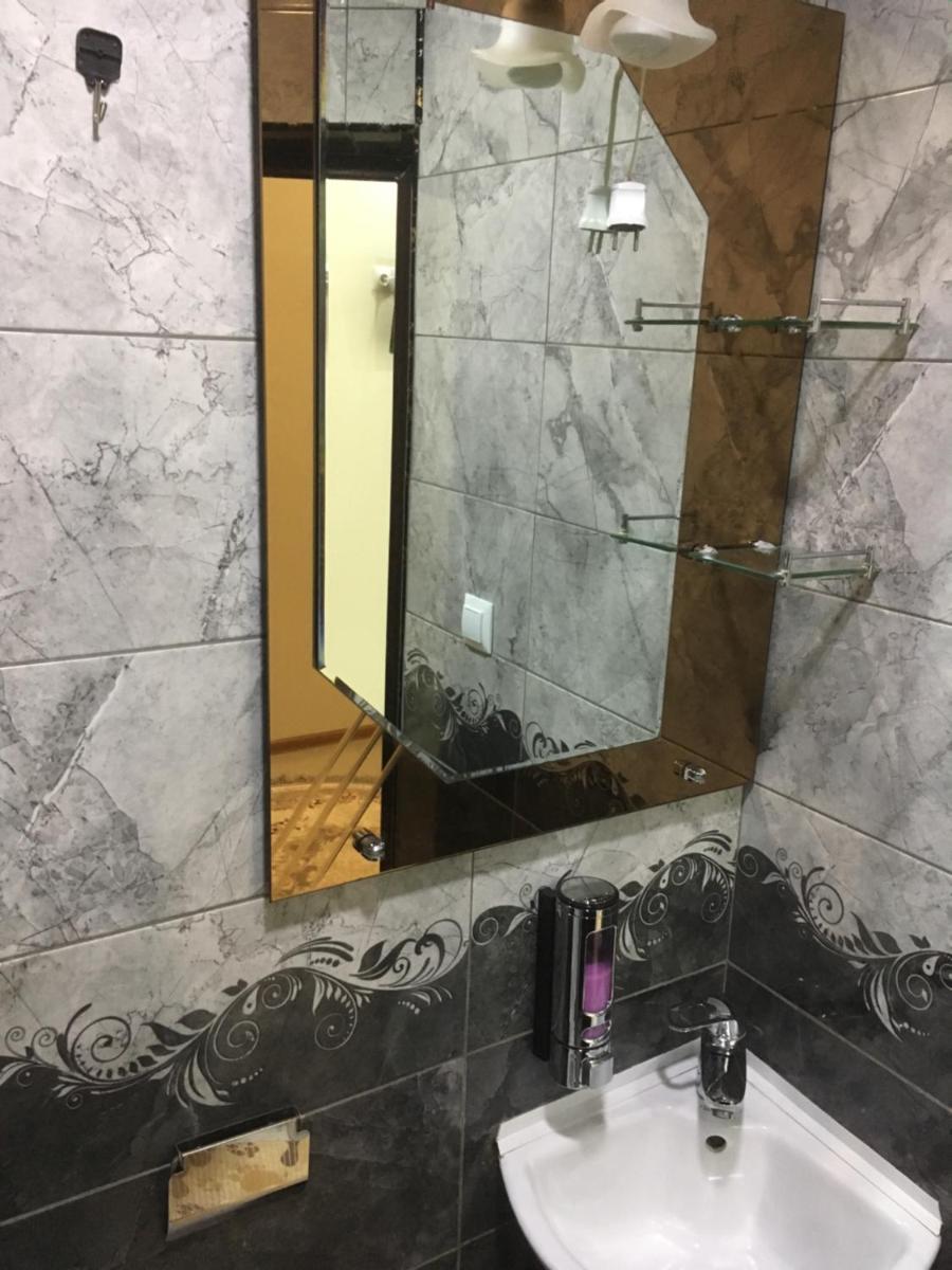 Hotel Triumph - Housity