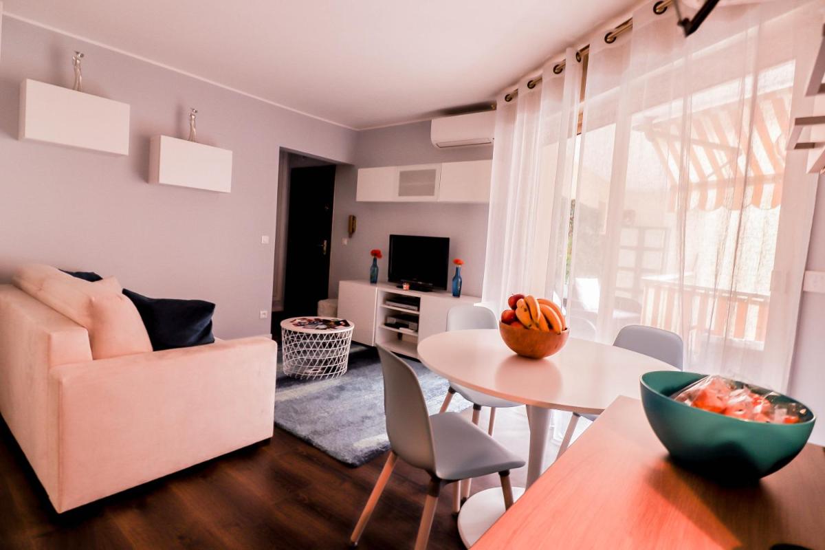 The Princess Monac'home Parking - Housity