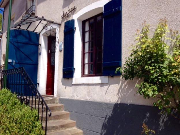 Chez Nous - Housity