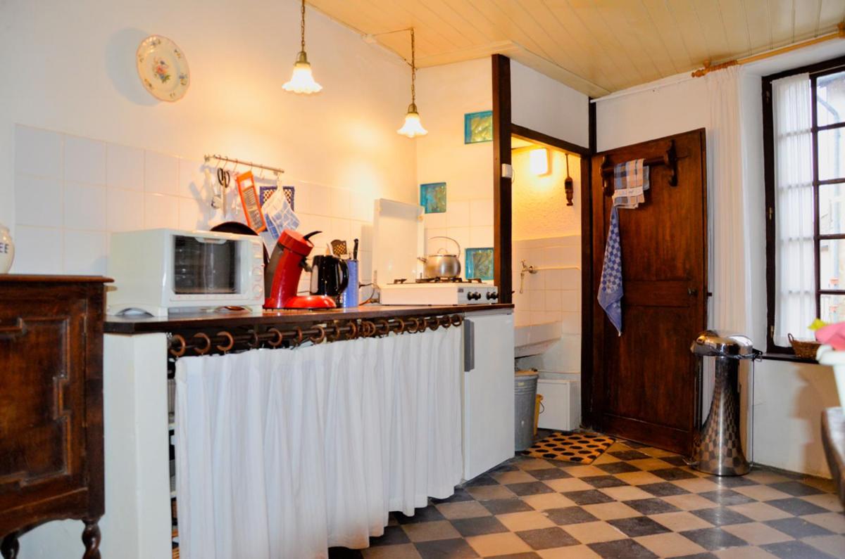 Chez Nous - Housity
