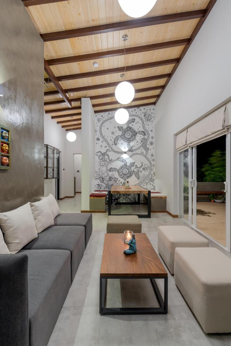 Hikka Hill Loft - Housity