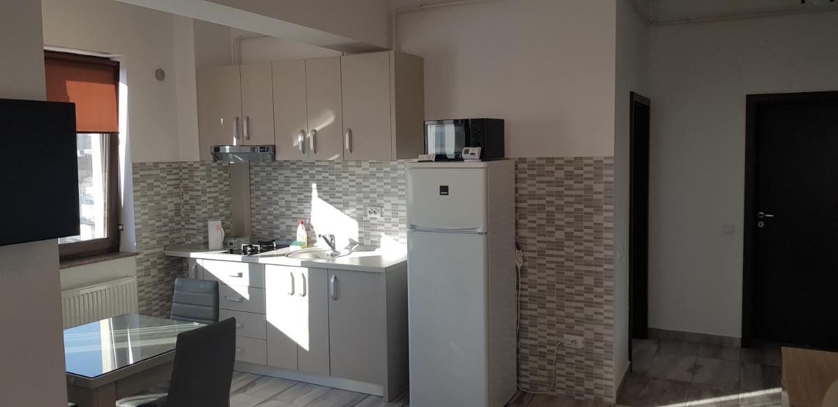 Center Apartments - Housity