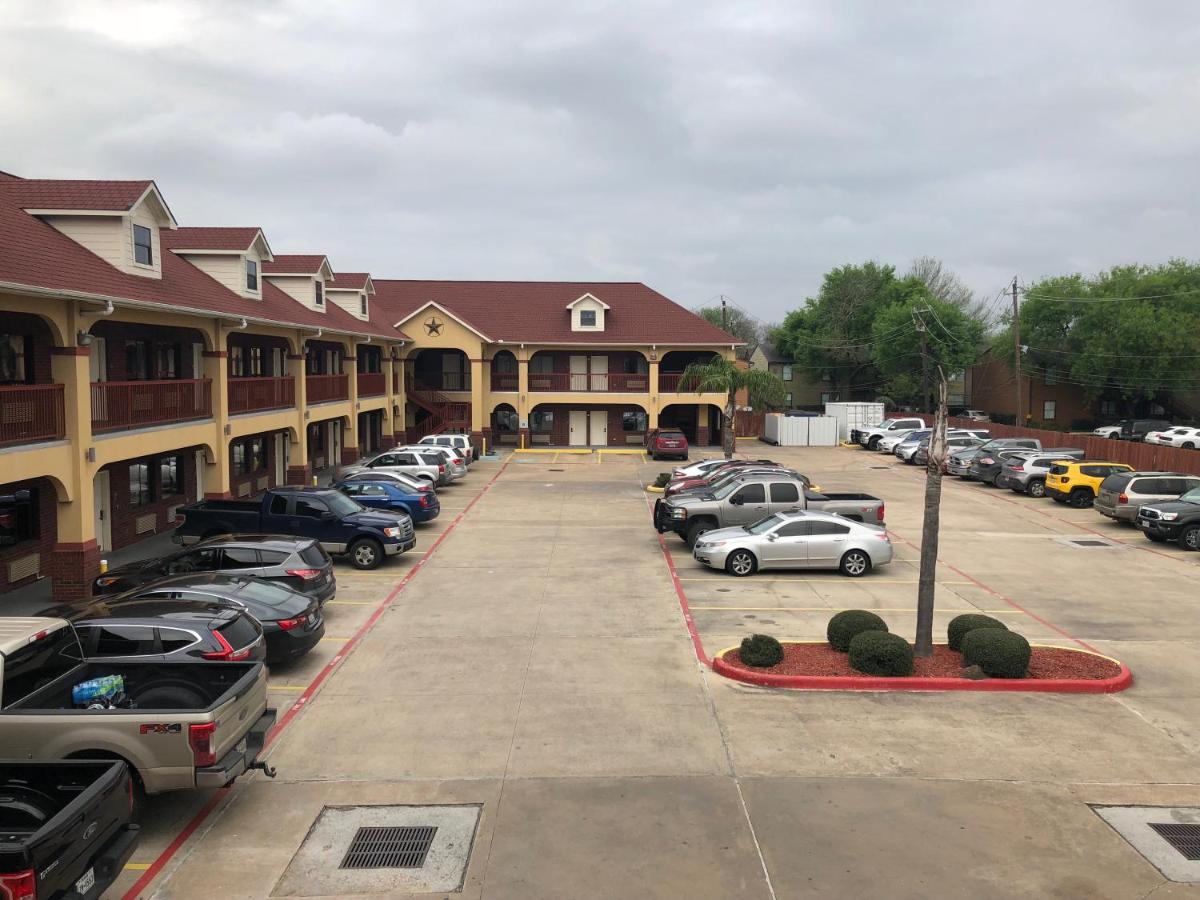 Sterling Inn and Suites at Reliant and Medical Center Houston - Housity