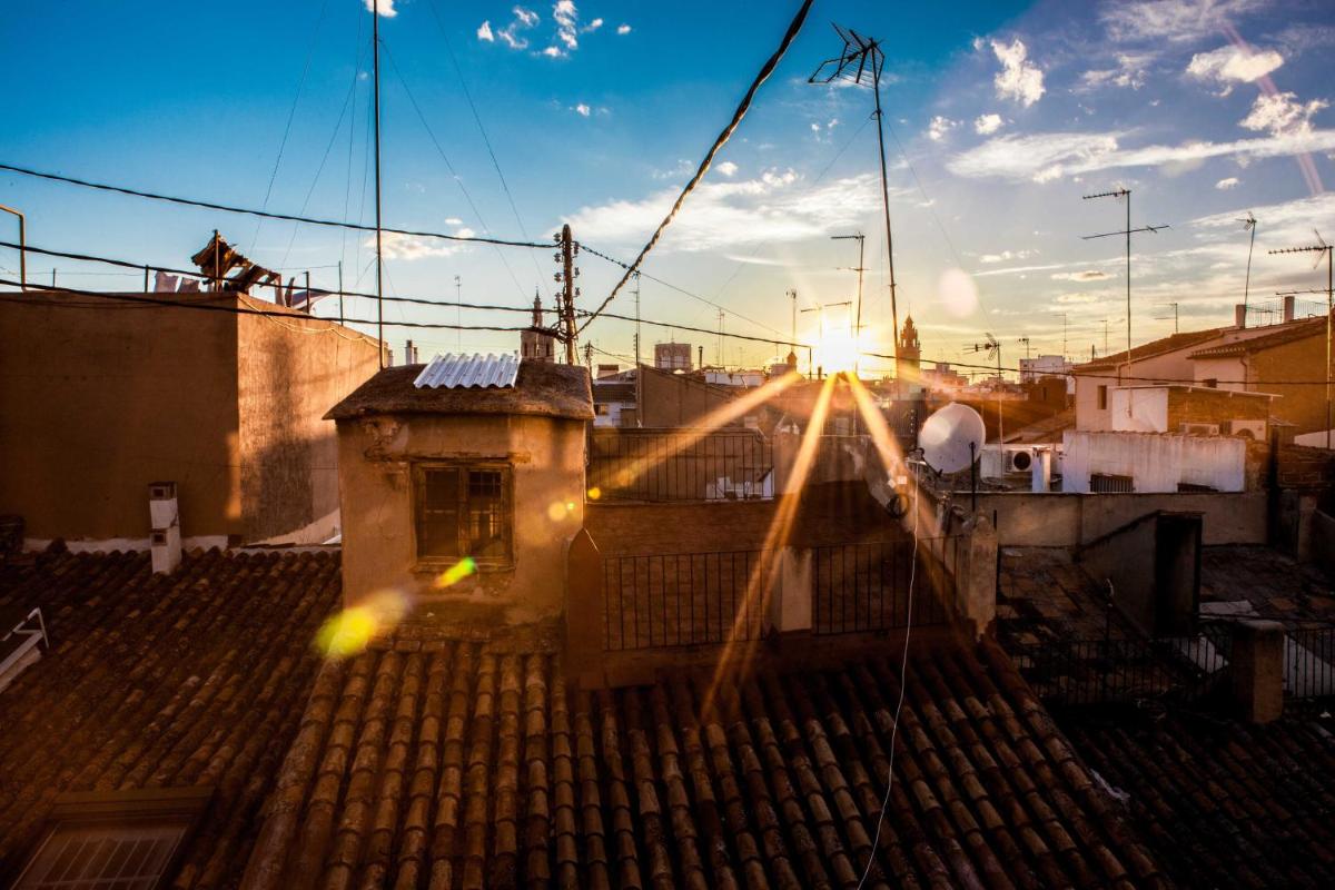 Hulot B&B Valencia - Housity