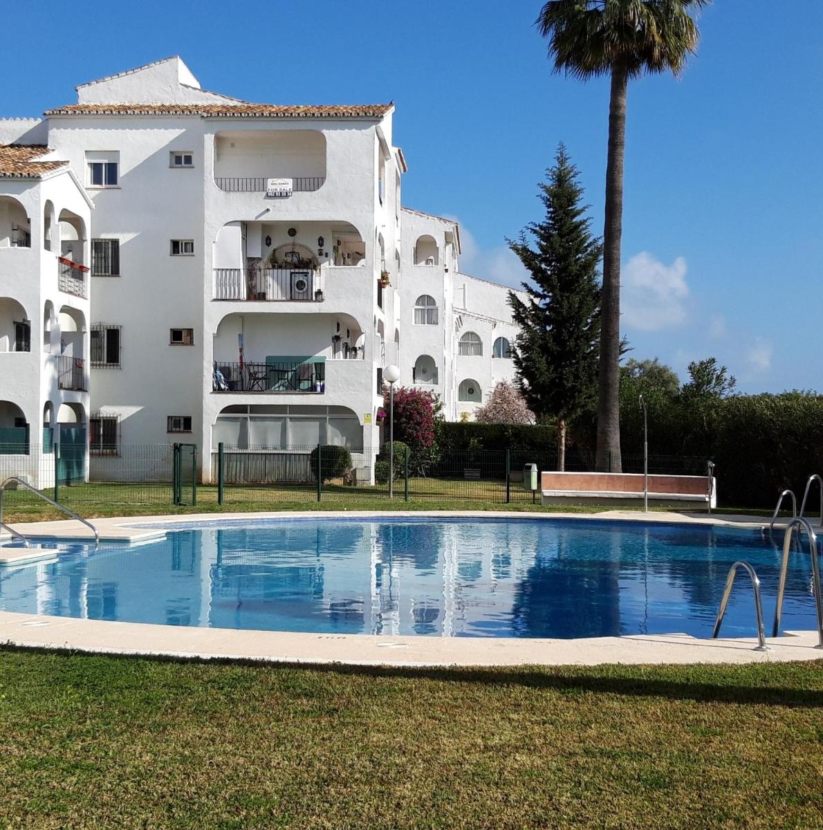 Studio in Calypso,Calahonda 200 metres from the beach - Housity