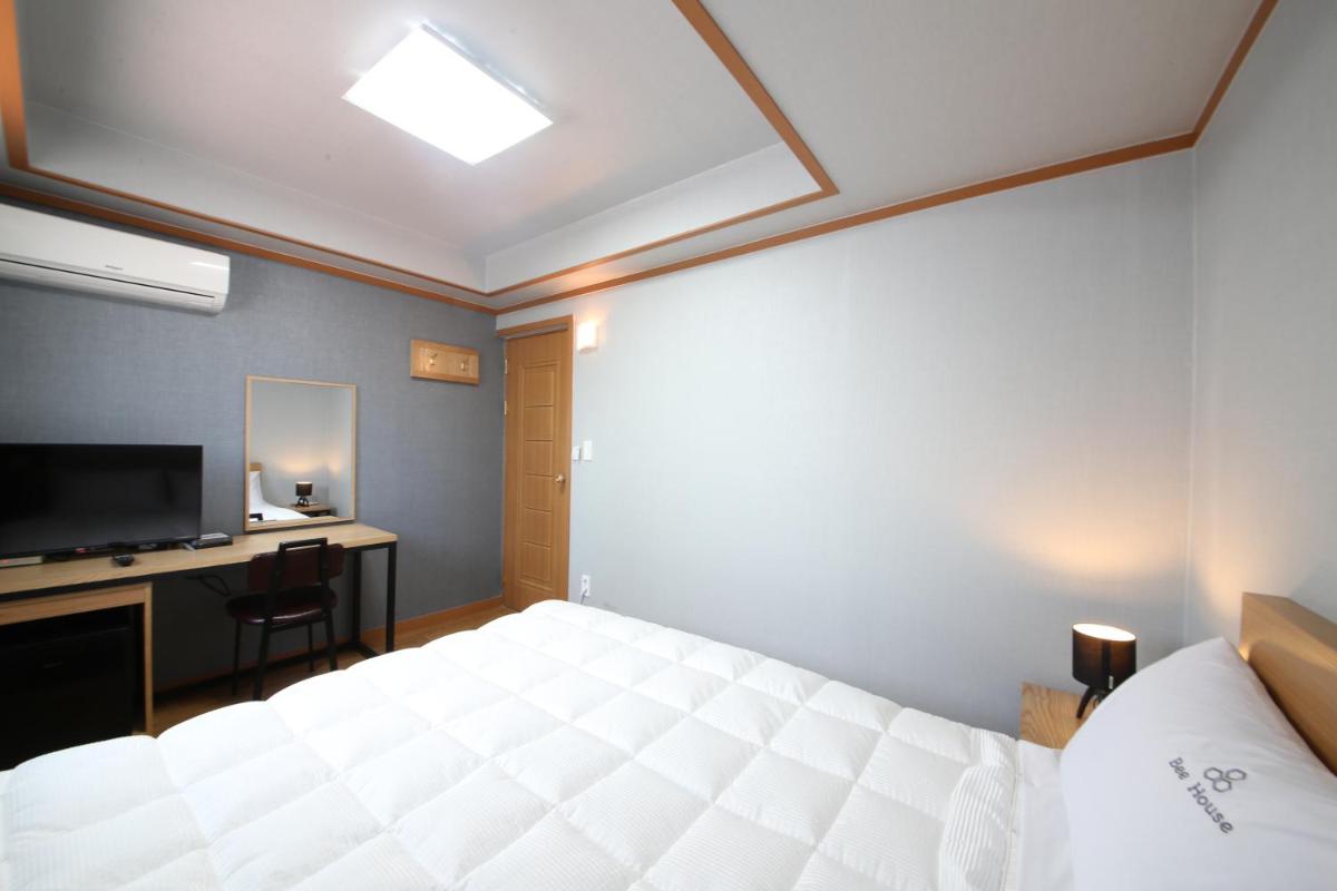 Gyeongju Bee House - Housity