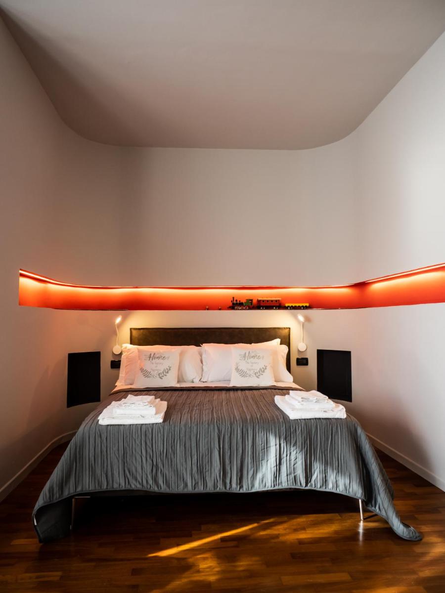 Carlotta Station Suite - Housity