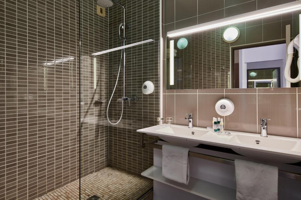 Salle de bains dans l'établissement Atlanthal