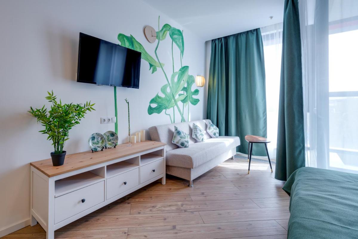 Ecoliner Hotel - Housity