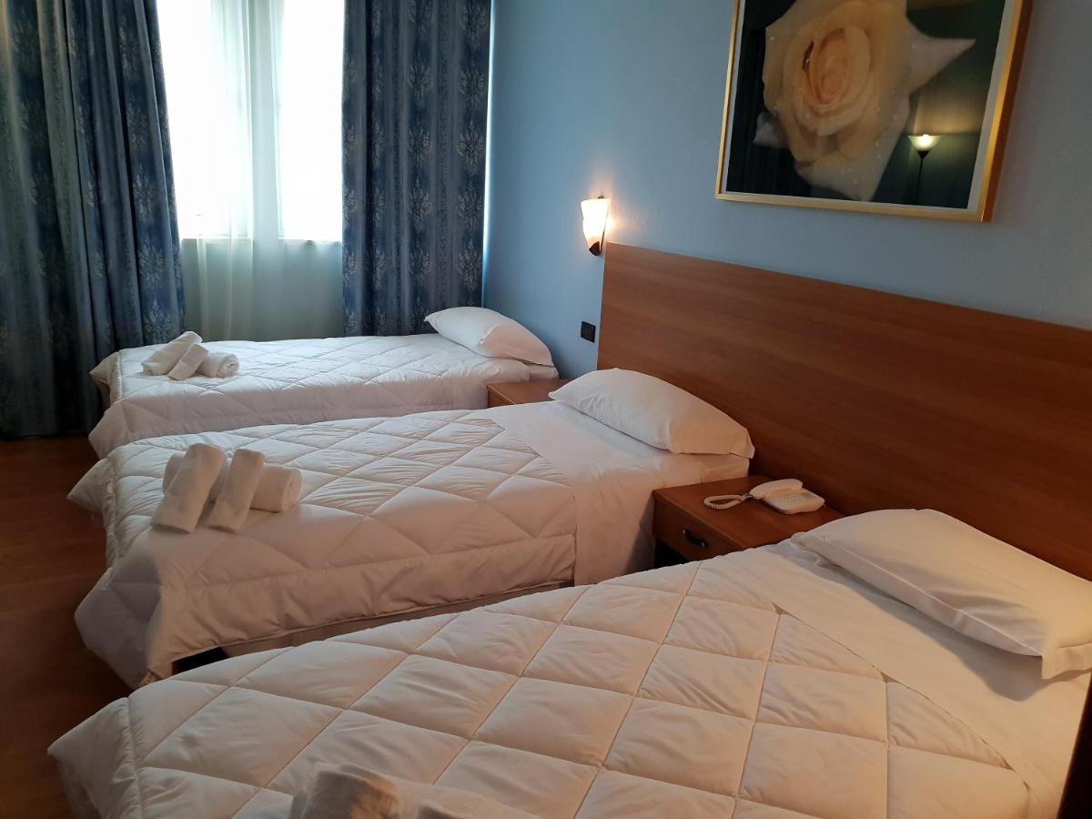 Risthotel Airport - Housity