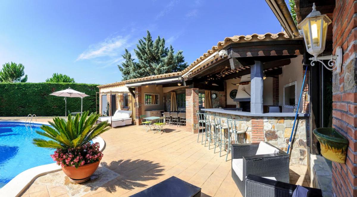 La Villa Du Golf Peralada - Housity