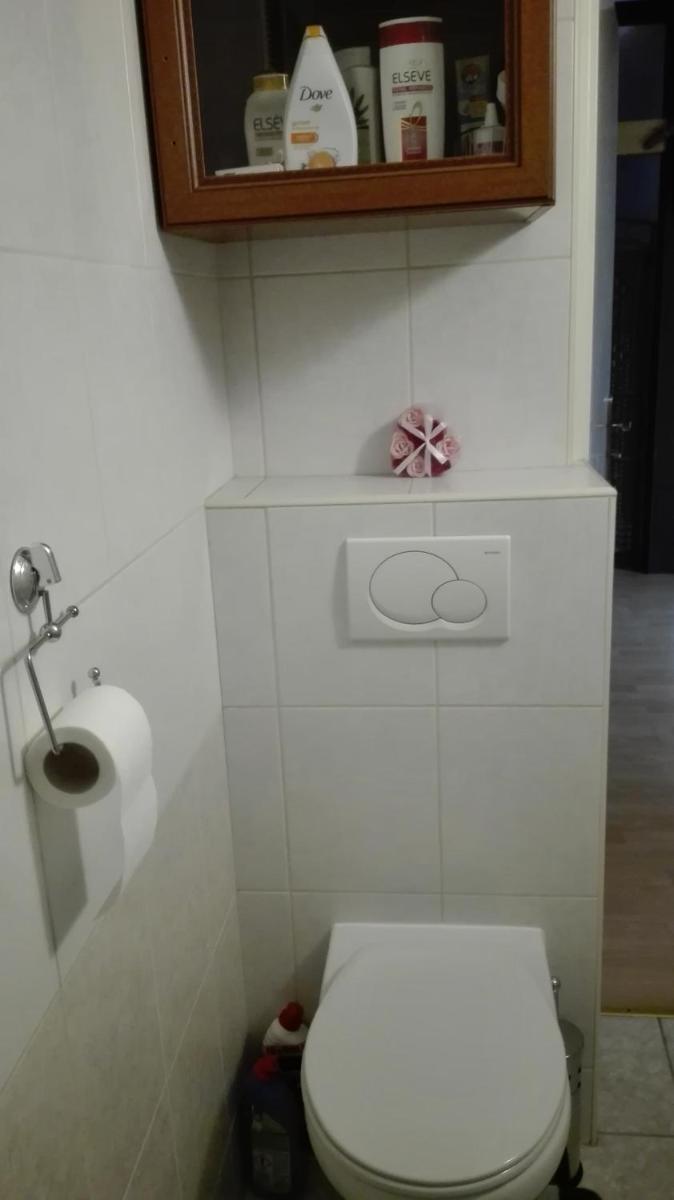 Apart - House - Hizvo