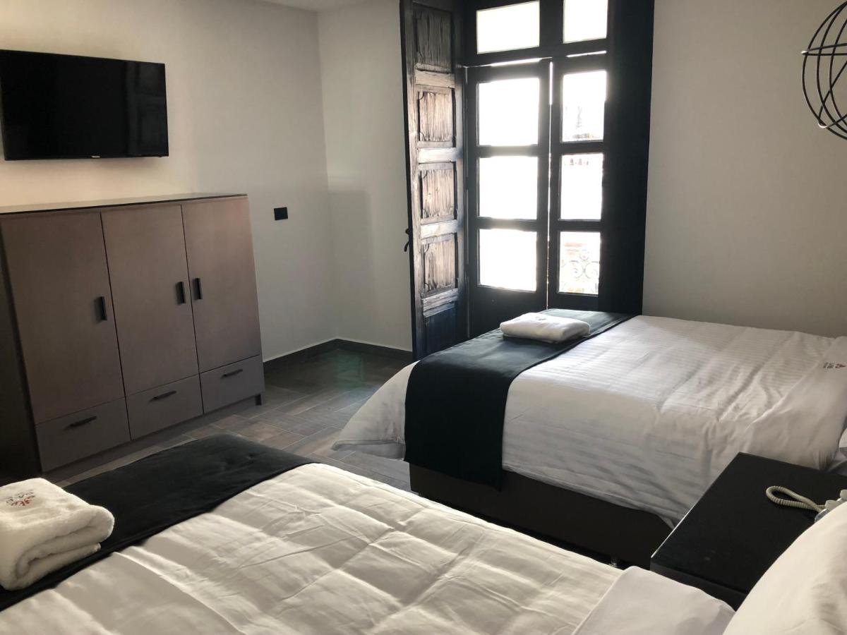 Hotel Isabel - Hizvo