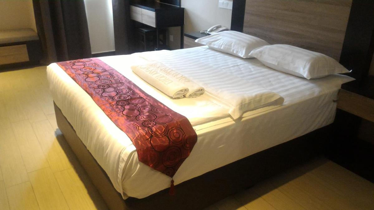 Galaxy Hotel - Housity