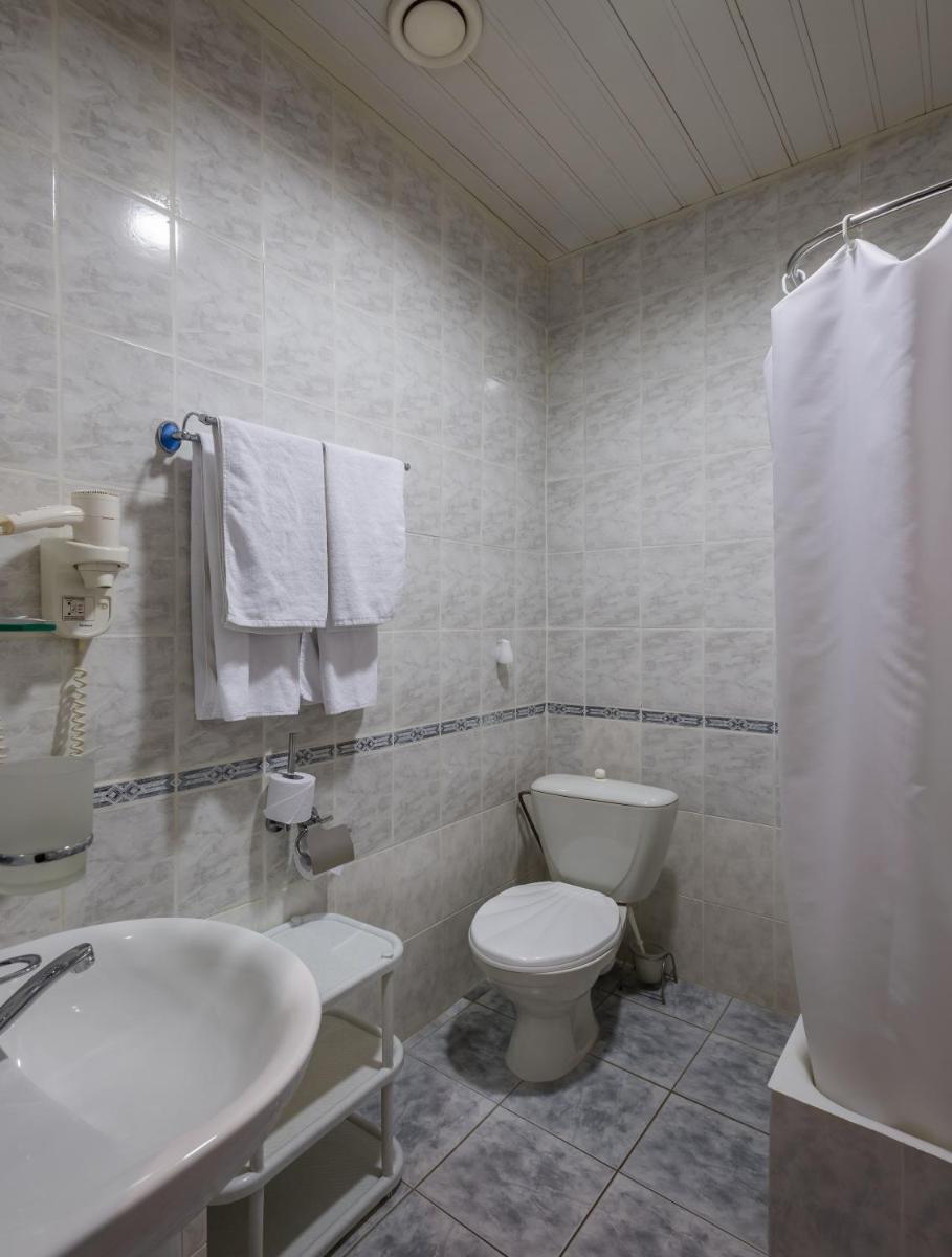 Hotel Los - Housity