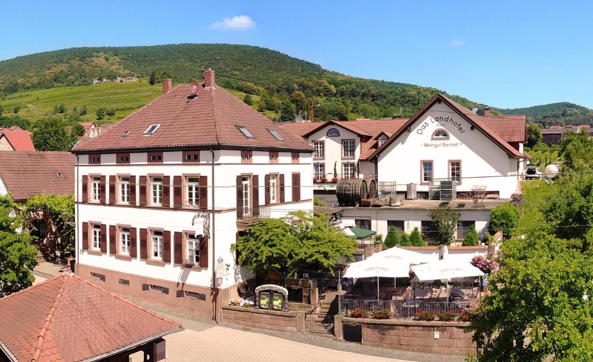 Das Landhotel Weingut Gernert - Housity