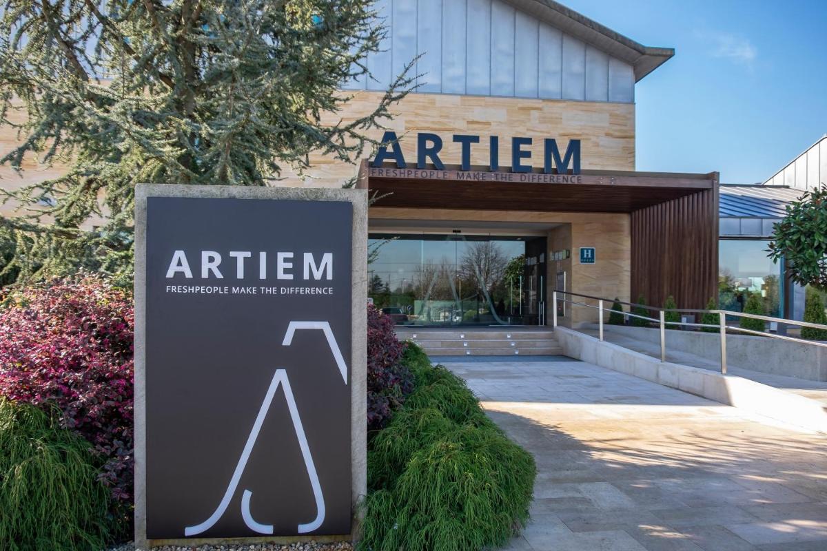 Imagen de la galería de ARTIEM Asturias, en Quintueles