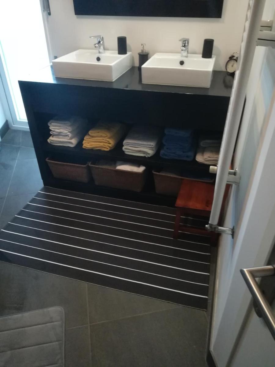 Lourenço House - Housity
