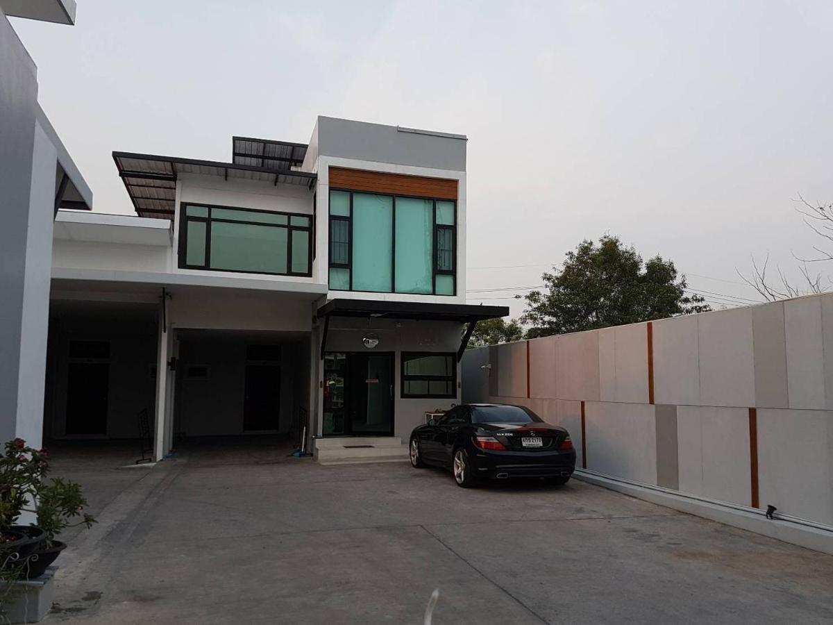 THE ROOM 24 RESORT - Housity