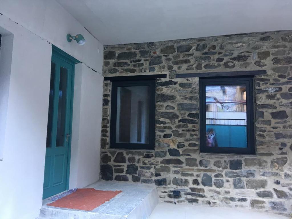 Apart Pasanauri - Aпартамент Пасанаури рядом с Гарден отель - Housity