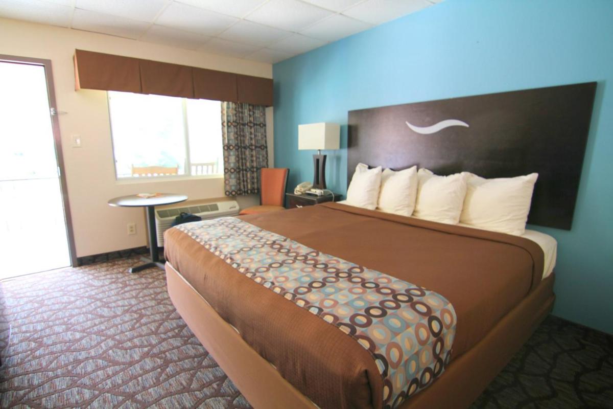 Blue Ridge Inn - Housity