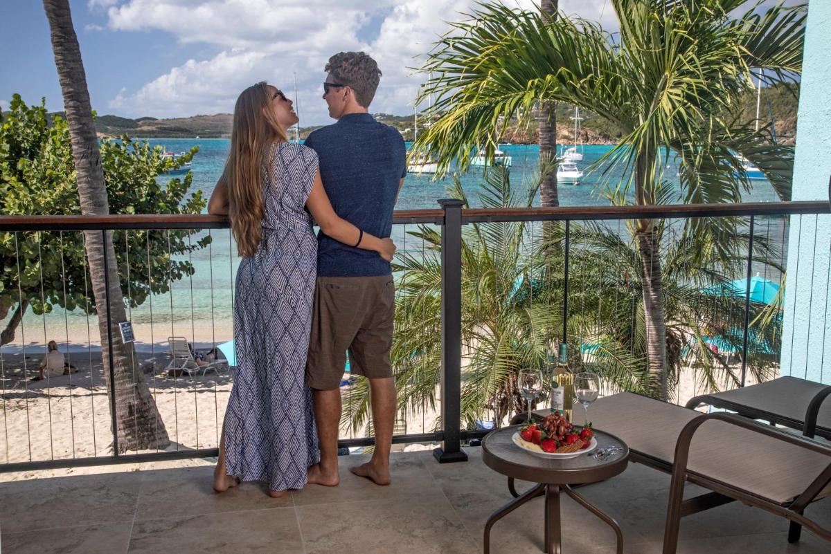 Secret Harbour Beach Resort - Housity