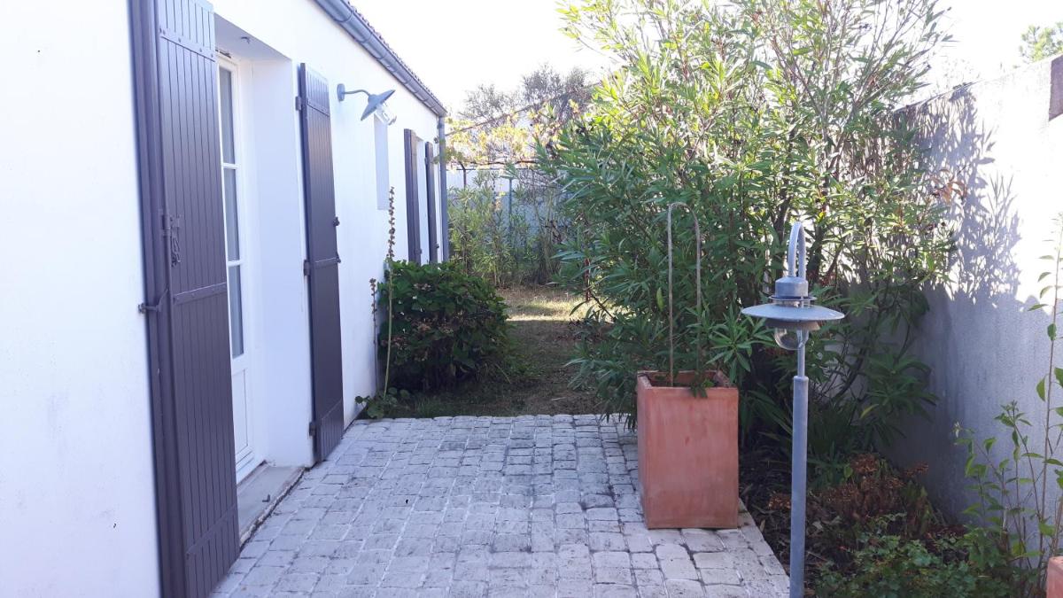 OLERON LA FLEUR DE SEL - Housity