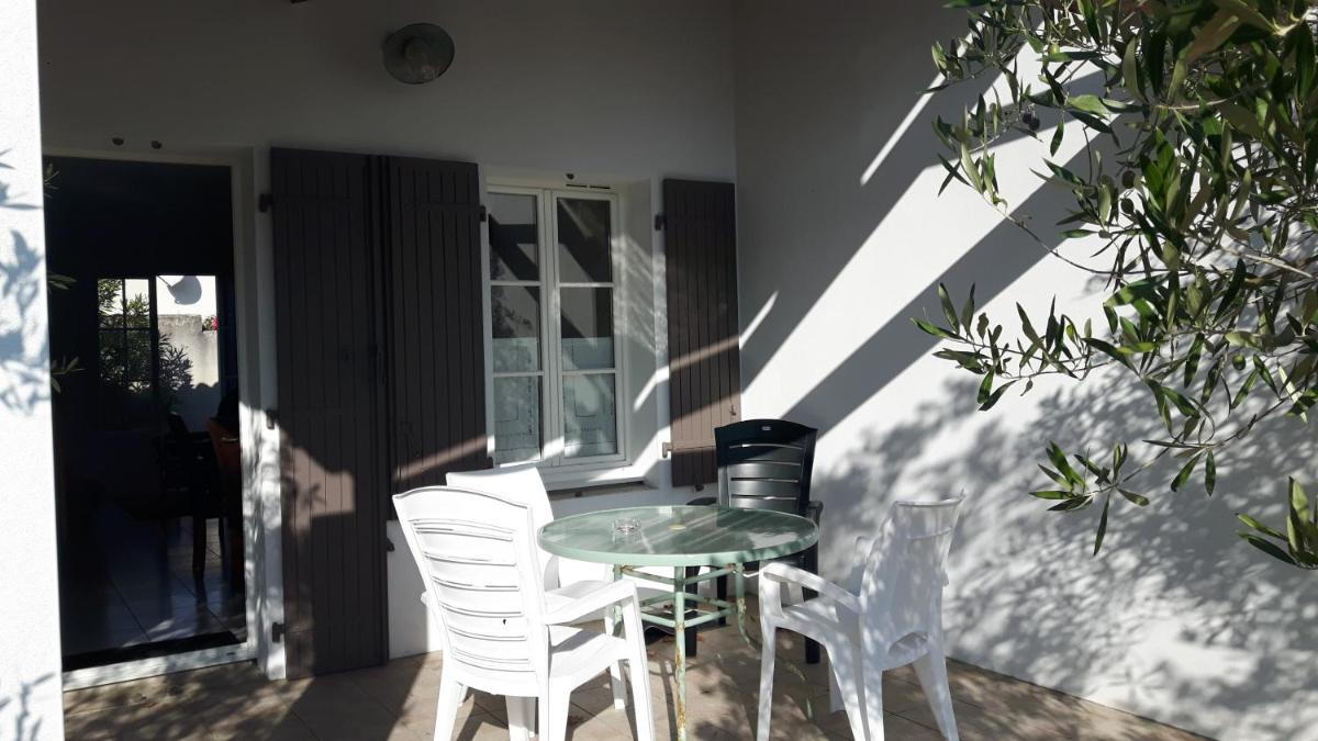 OLERON LA FLEUR DE SEL - Housity