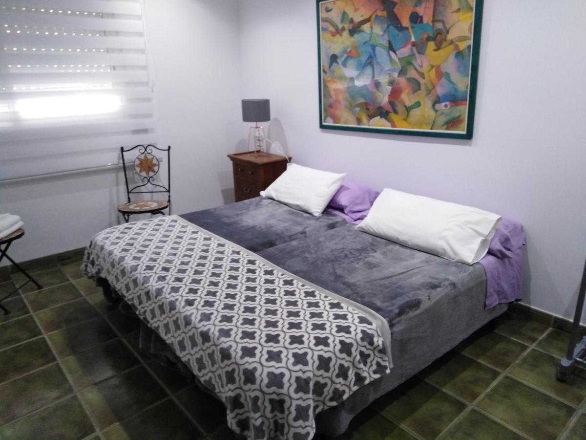Private rooms - Airport - Housity
